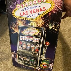 Bank savings slot machine